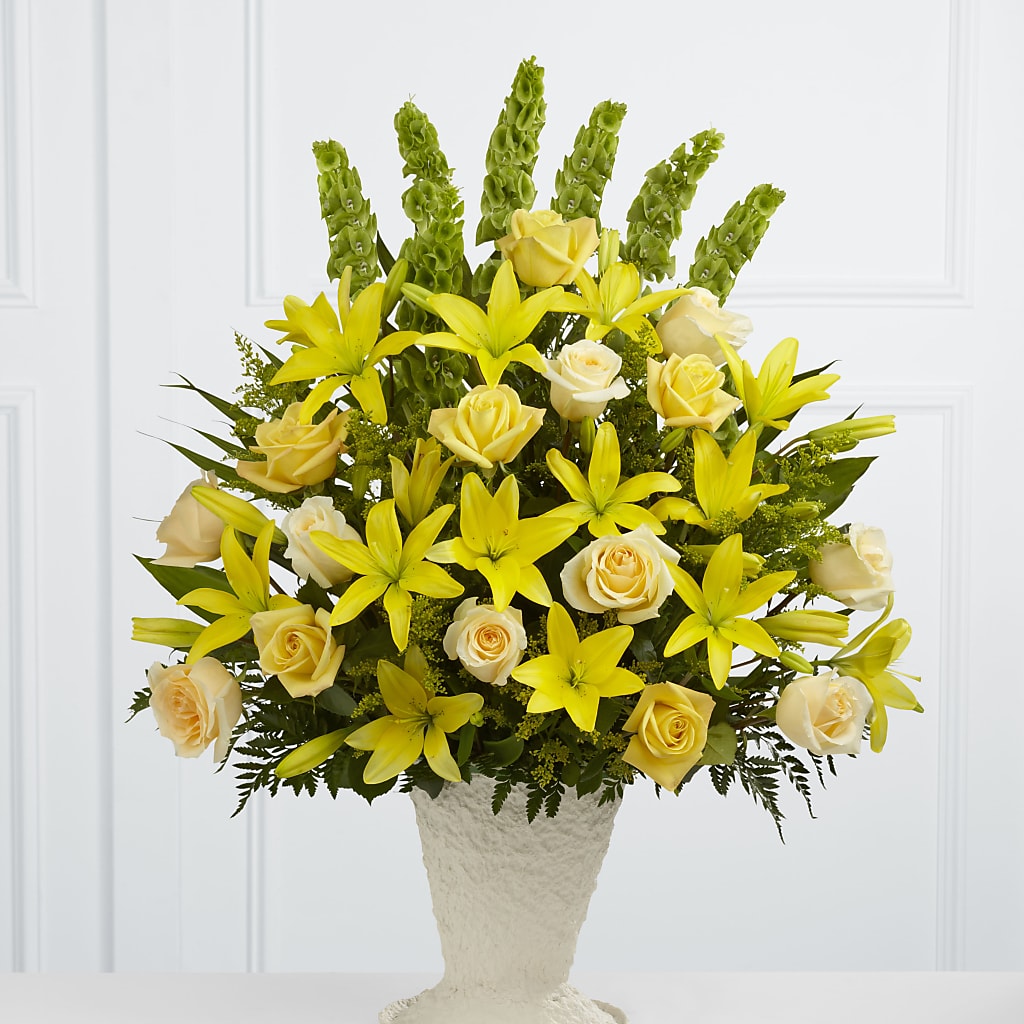 Golden Memories Arrangement – Walnut Creek Florist, Walnut Creek CA