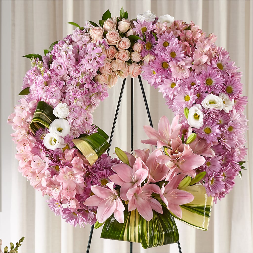 Gift of Warmth Wreath – Walnut Creek Florist, Walnut Creek CA