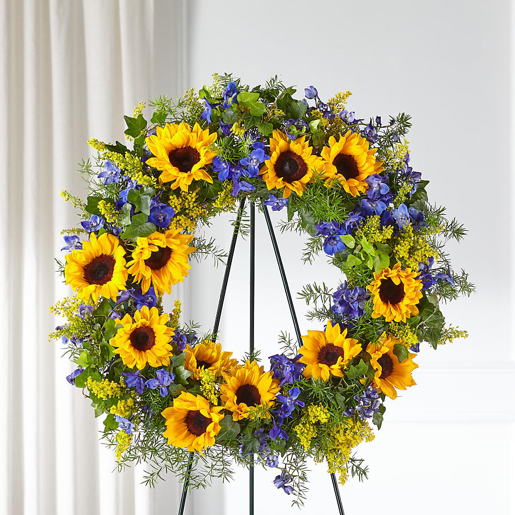 Bright Rays Wreath – Walnut Creek Florist, Walnut Creek CA