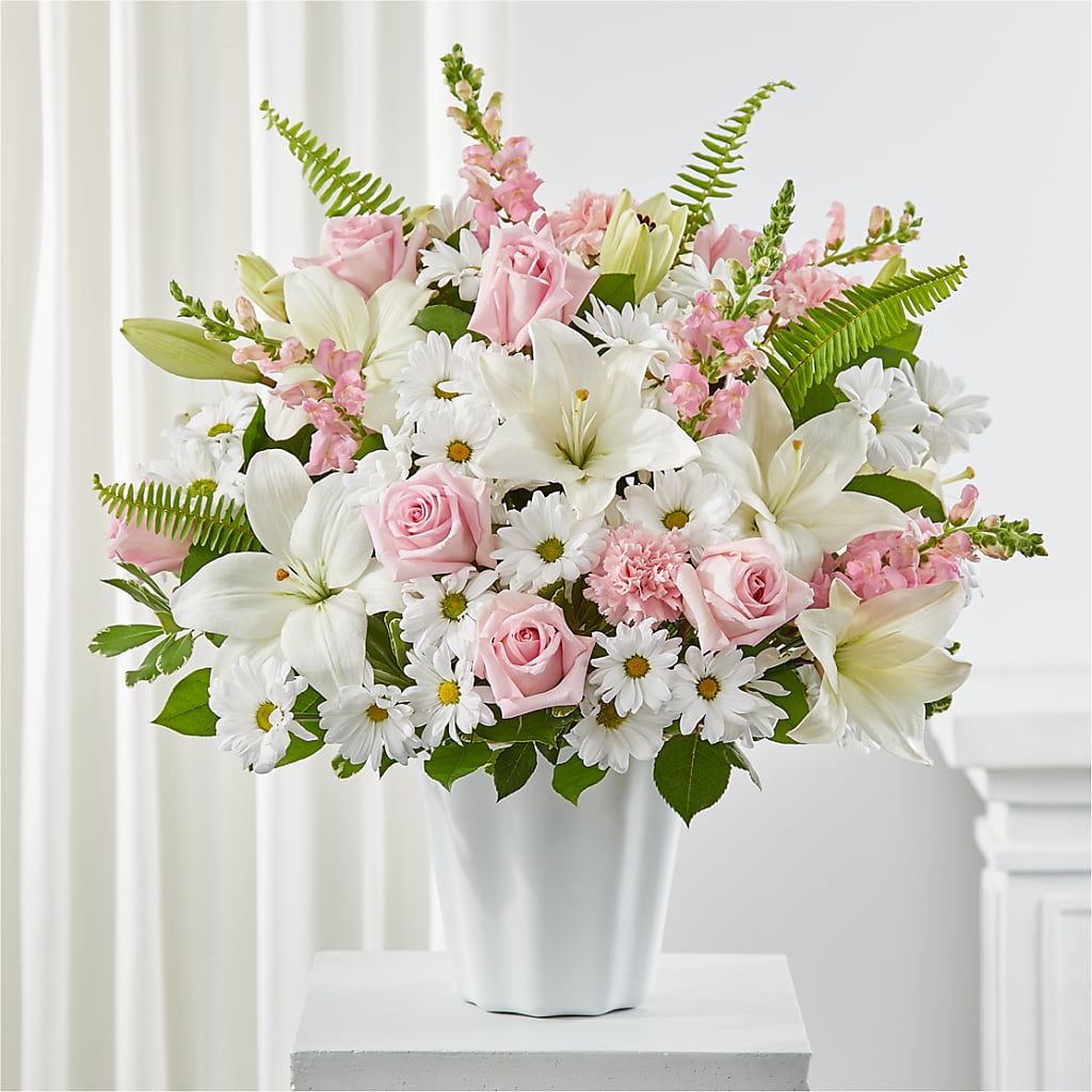 Soft Touch Tabletop Basket – Walnut Creek Florist, Walnut Creek CA