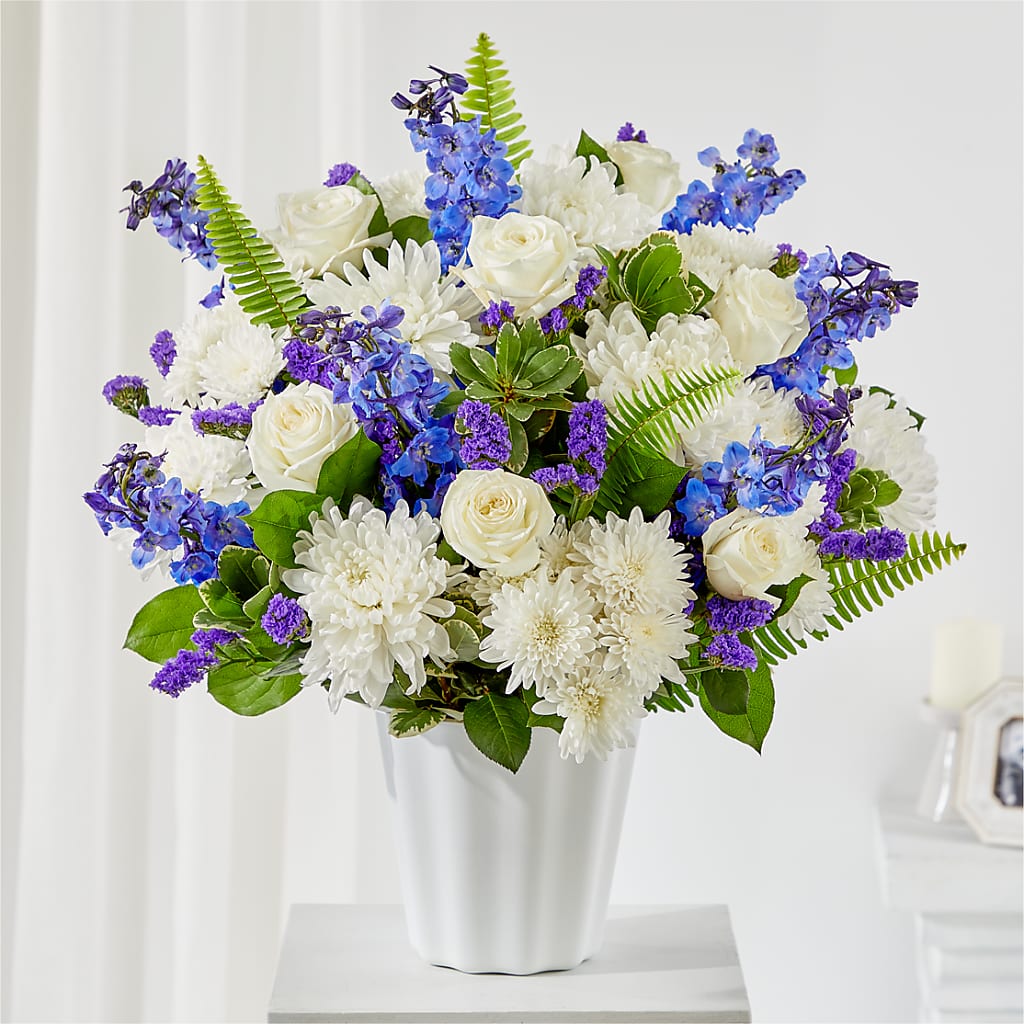 Hold Dear Tabletop Basket – Walnut Creek Florist, Walnut Creek CA