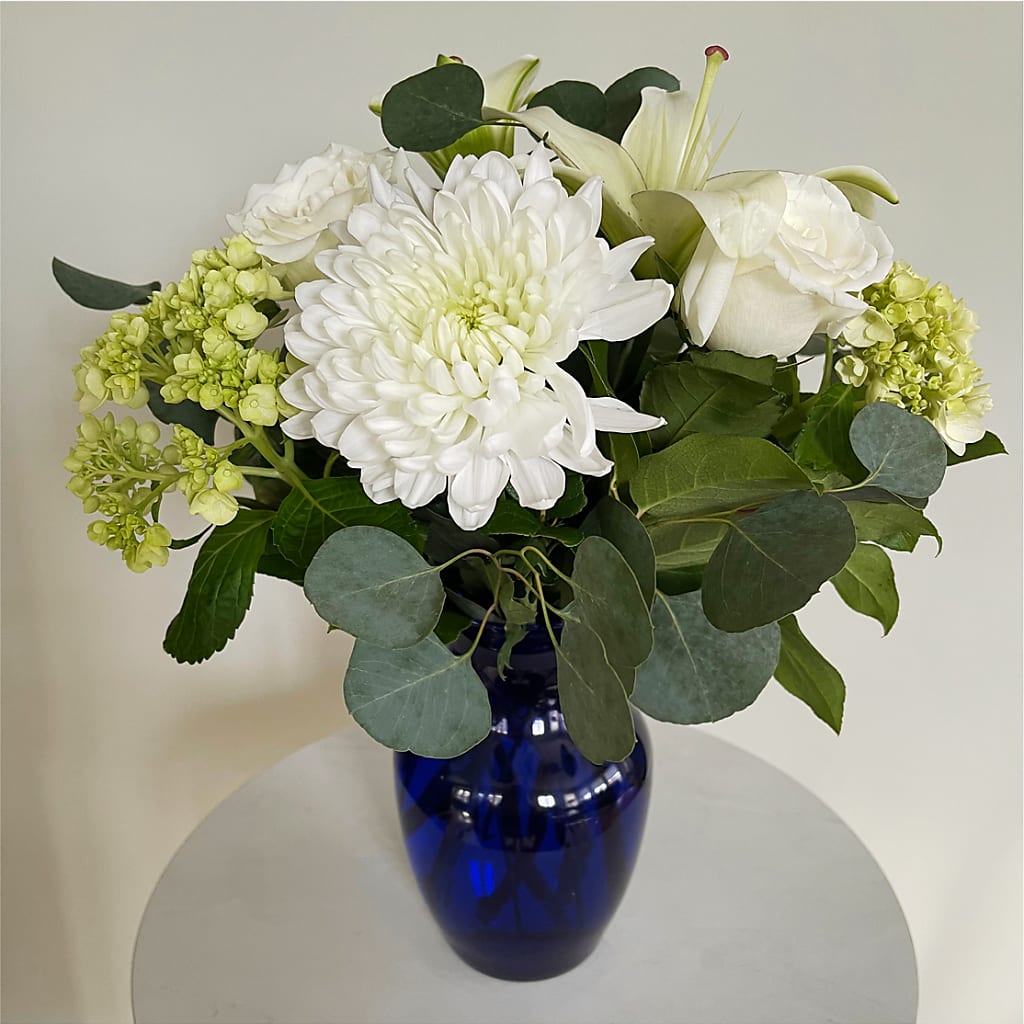 Snowy Dreams Bouquet – Walnut Creek Florist, Walnut Creek CA