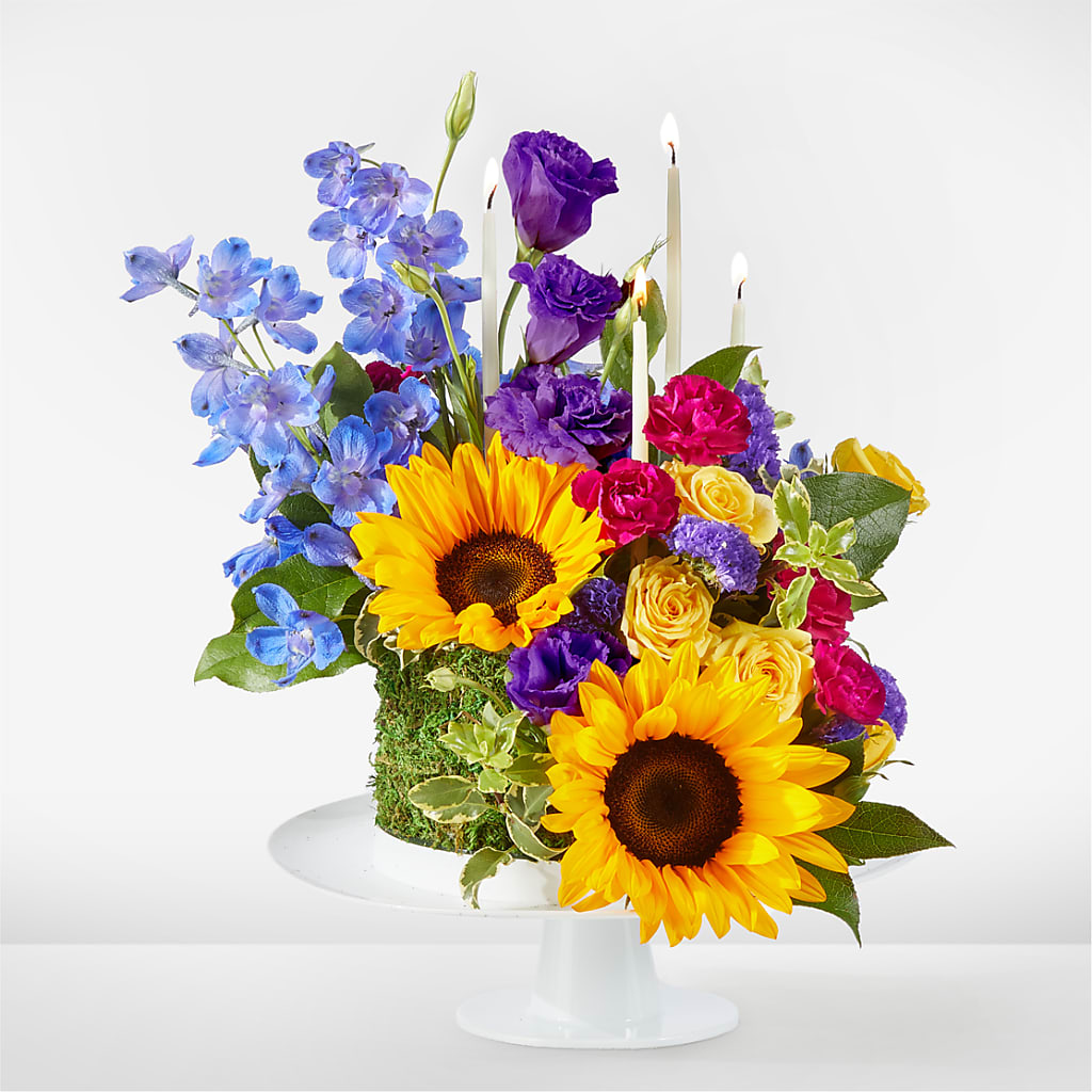 Star of the Day Floral Cake – Walnut Creek Florist, Walnut Creek CA