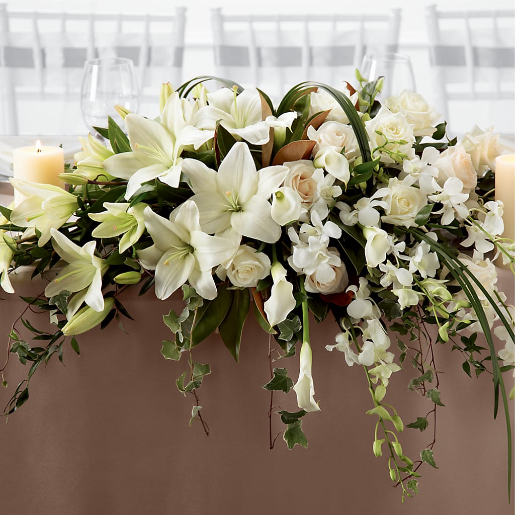 White Linen Arrangement – Walnut Creek Florist, Walnut Creek CA
