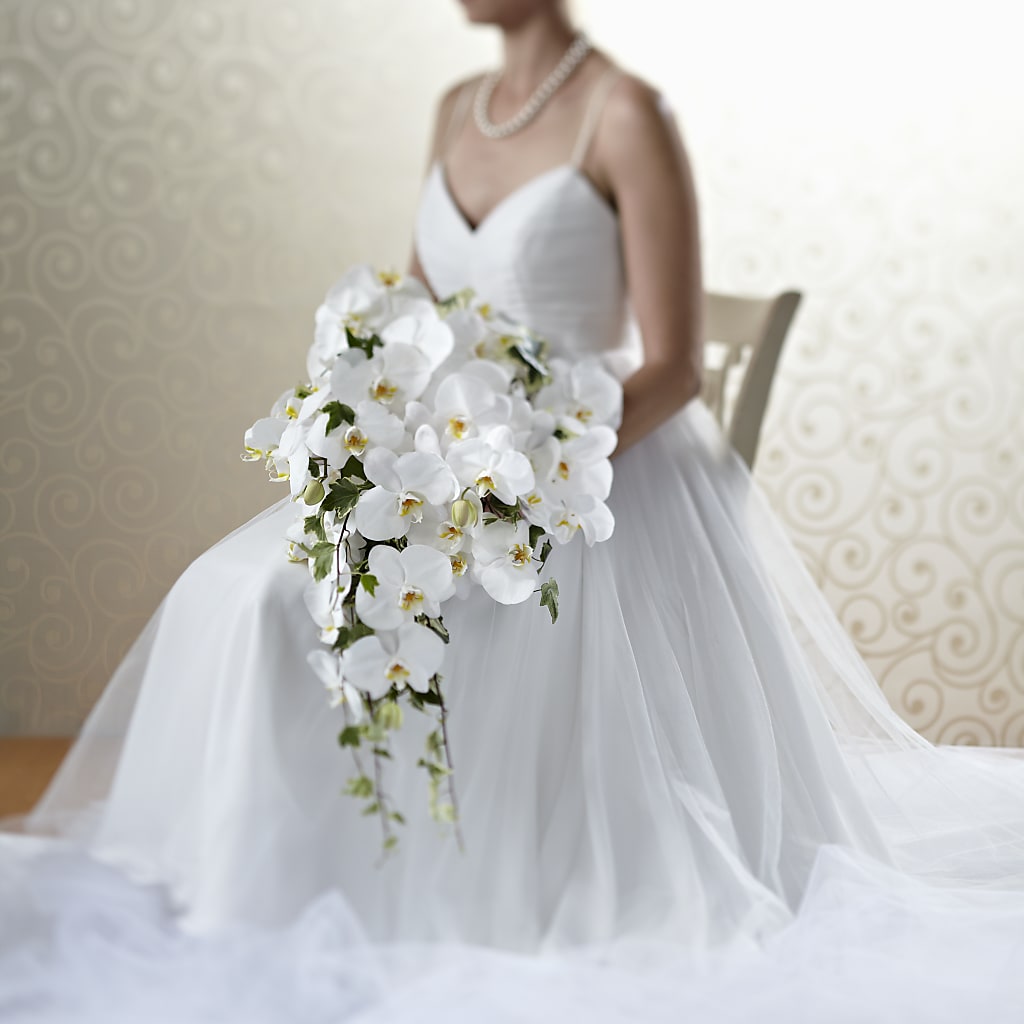 Classic White Bouquet – Walnut Creek Florist, Walnut Creek CA