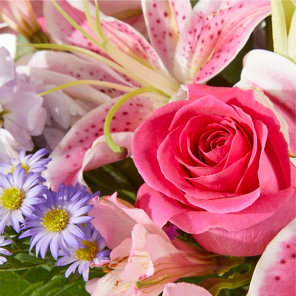 Pressing Petals Bouquet –  Walnut Creek Florist, Walnut Creek CA
