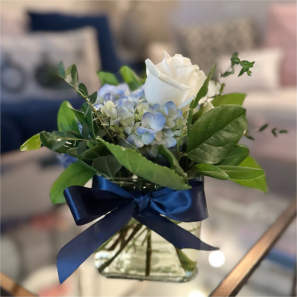Sky Blue Delight Bouquet –  Walnut Creek Florist, Walnut Creek CA