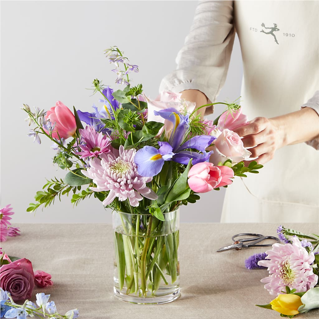 Pastel Tradition - A Florist Original –  Walnut Creek Florist, Walnut Creek CA