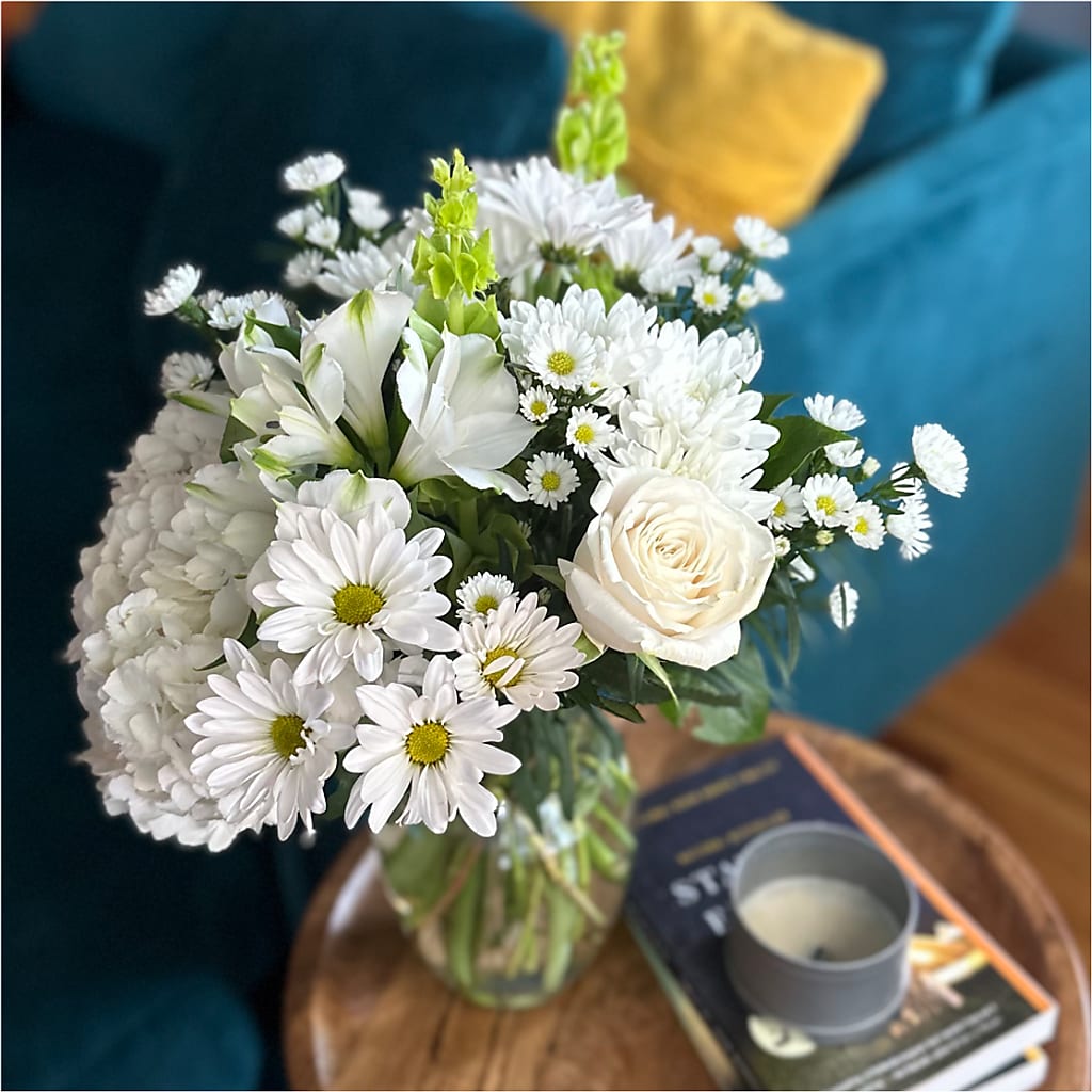 Classic Ivory – A Florist Original –  Walnut Creek Florist, Walnut Creek CA