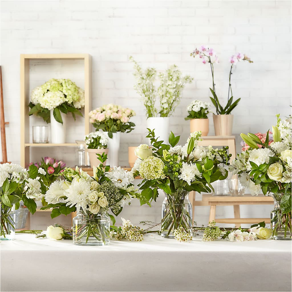Classic Ivory – A Florist Original –  Walnut Creek Florist, Walnut Creek CA