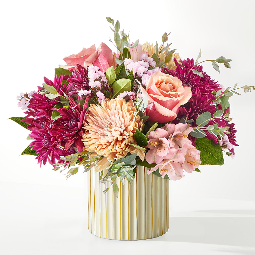 Berry Cobbler Bouquet with Ivory Vase –  Walnut Creek Florist, Walnut Creek CA