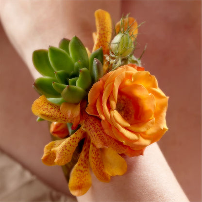 Irresistible Love Wrist Corsage –  Walnut Creek Florist, Walnut Creek CA